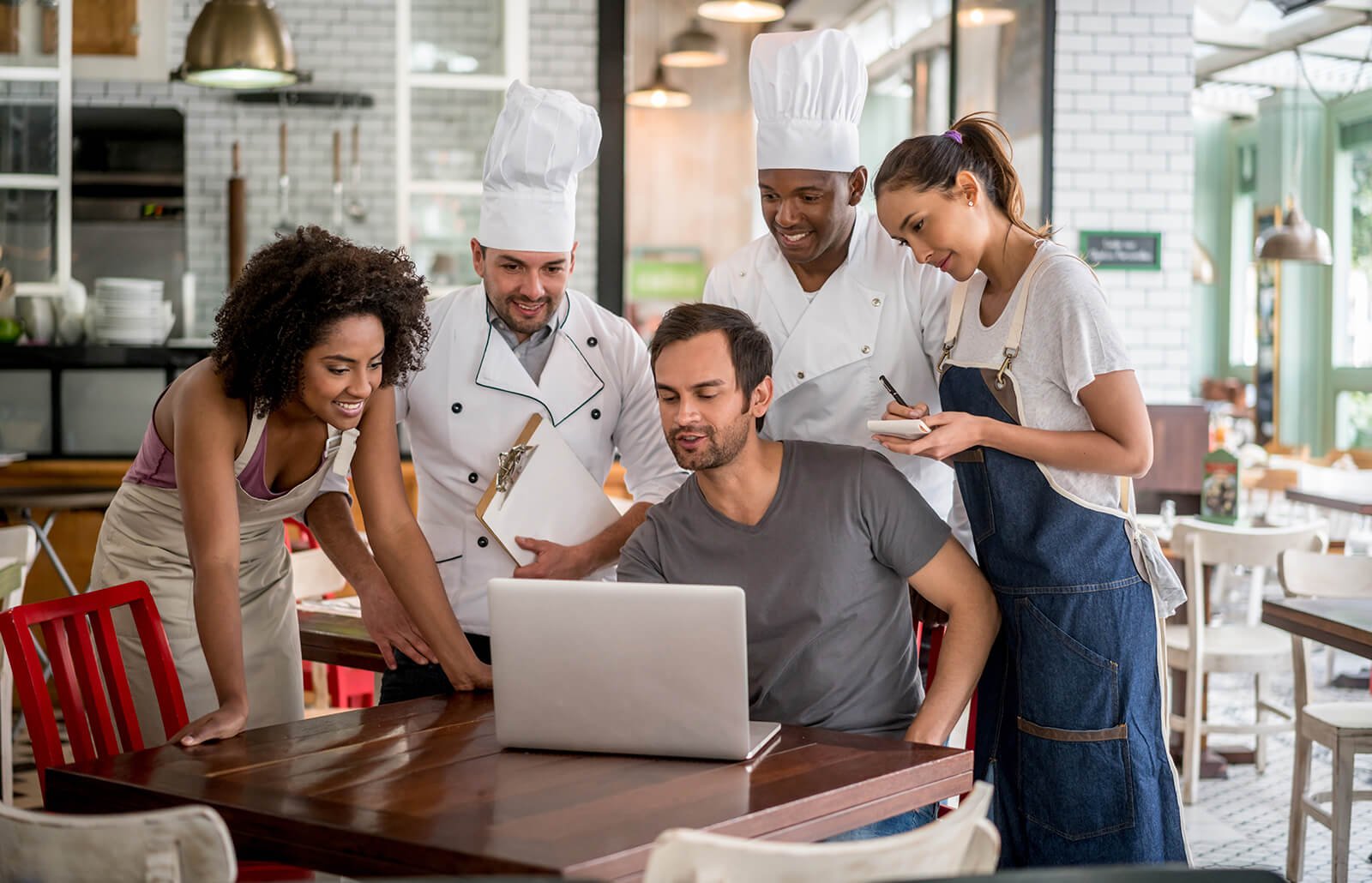 Choose Restaurant Management System For Your Restaurant