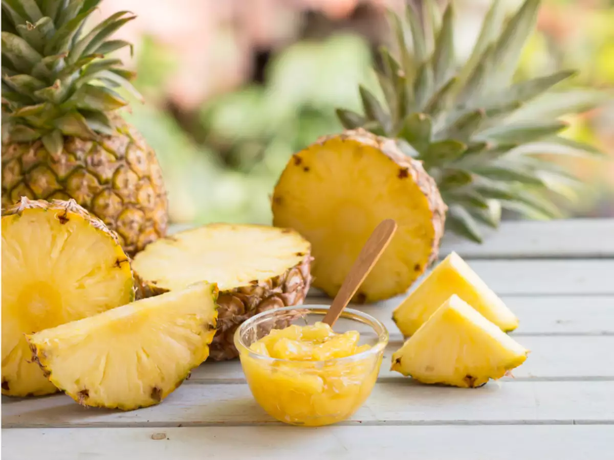 MEN'S HEALTH BENEFITS FROM PINEAPPLE