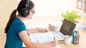 online distance M.com
