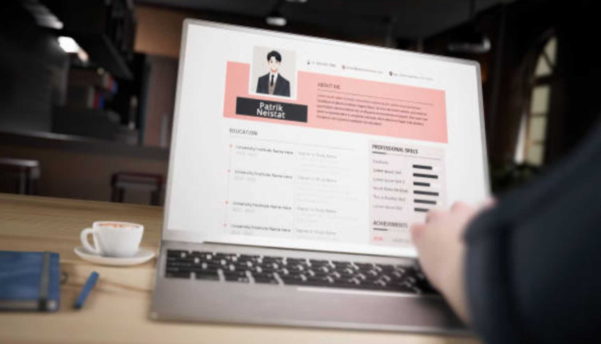 CV Creator Free: Build a Professional Resume in Minutes with MyCVCreator.com