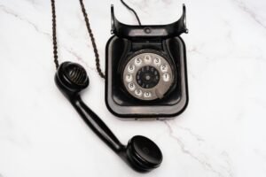 digital contact discovery stream revealing trusted caller lookup