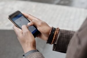 track registry search references ids